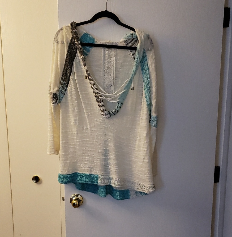 Light weight summer pull over sweater